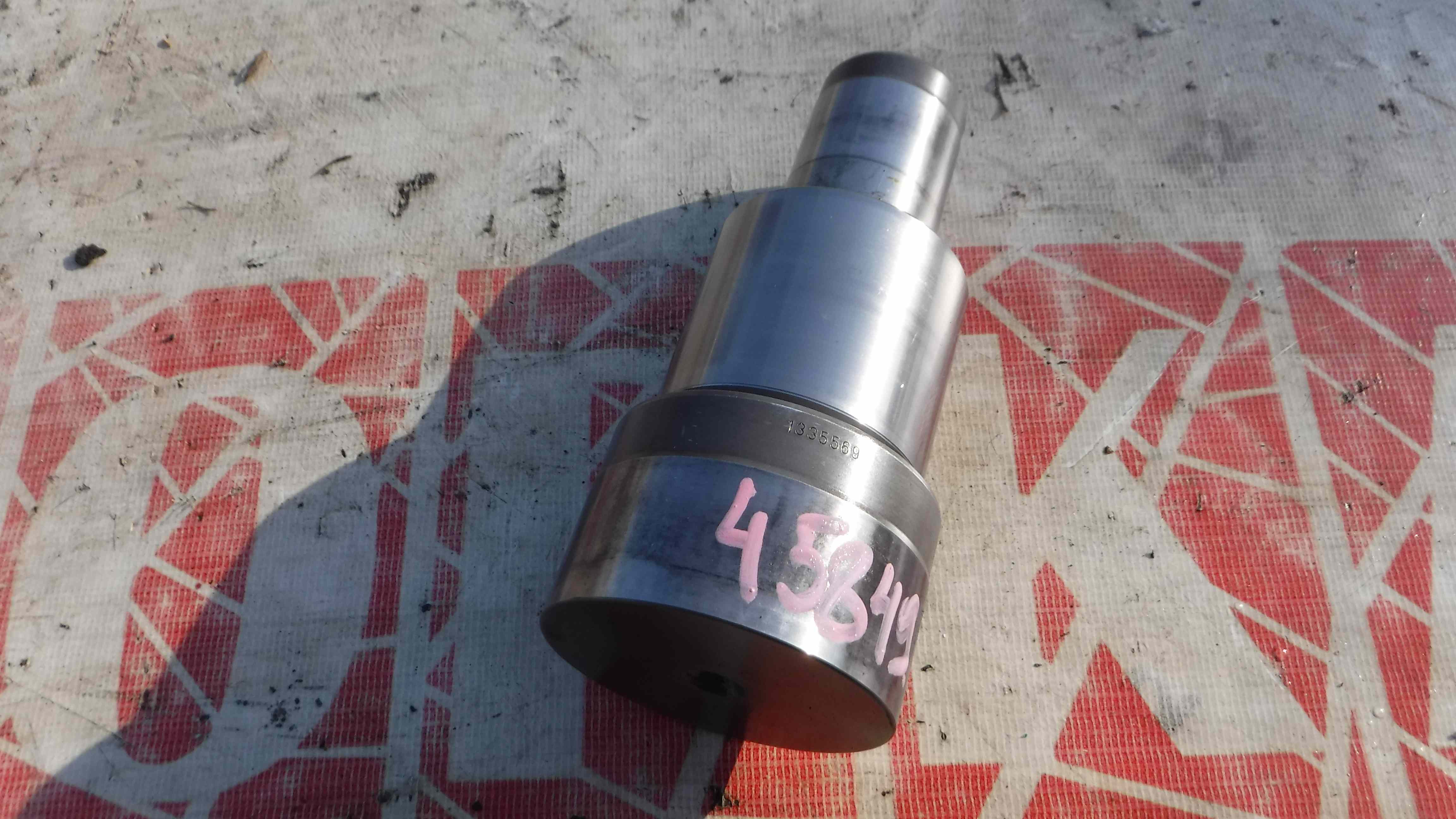 45849 Ось шестерни заднего хода 1335569 1510337 GRS900 КПП SCANIA